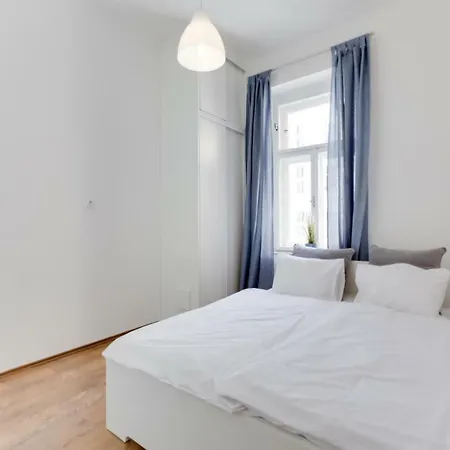 Jt's Benatska Str. Appartement